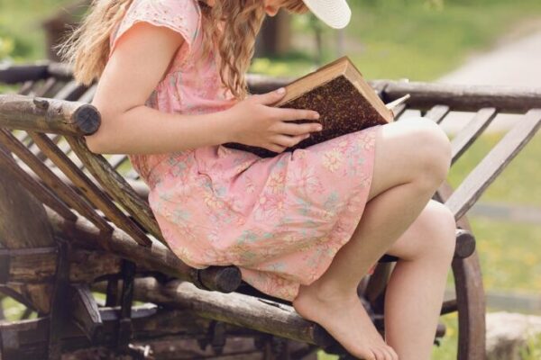 Książki o silnych kobietach – inspirujące historie z literatury obyczajowej